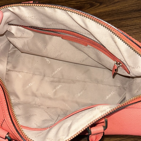 Calvin Klein handbag - Picture 6 of 6